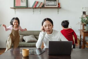 Famousparenting Momlife
