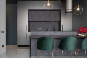 ‎"Designer Furniture Sales Online"
