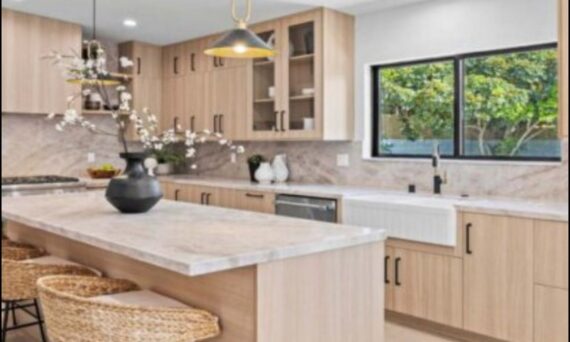 two tone kitchen cabinets